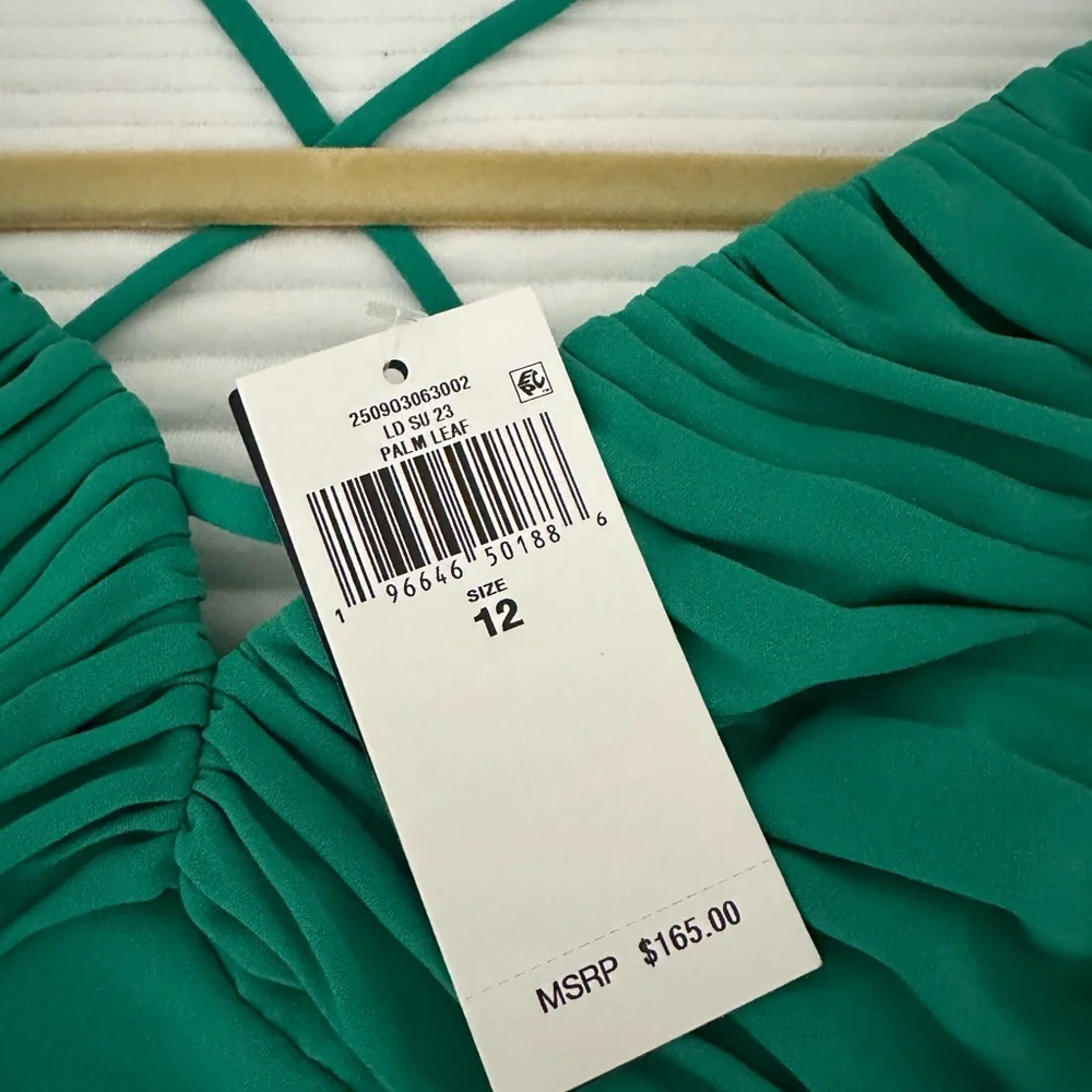 Elegant Green Strappy Dress - Picture 5 of 5